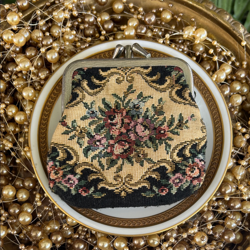 Vintage Floral Tapestry Coin Purse